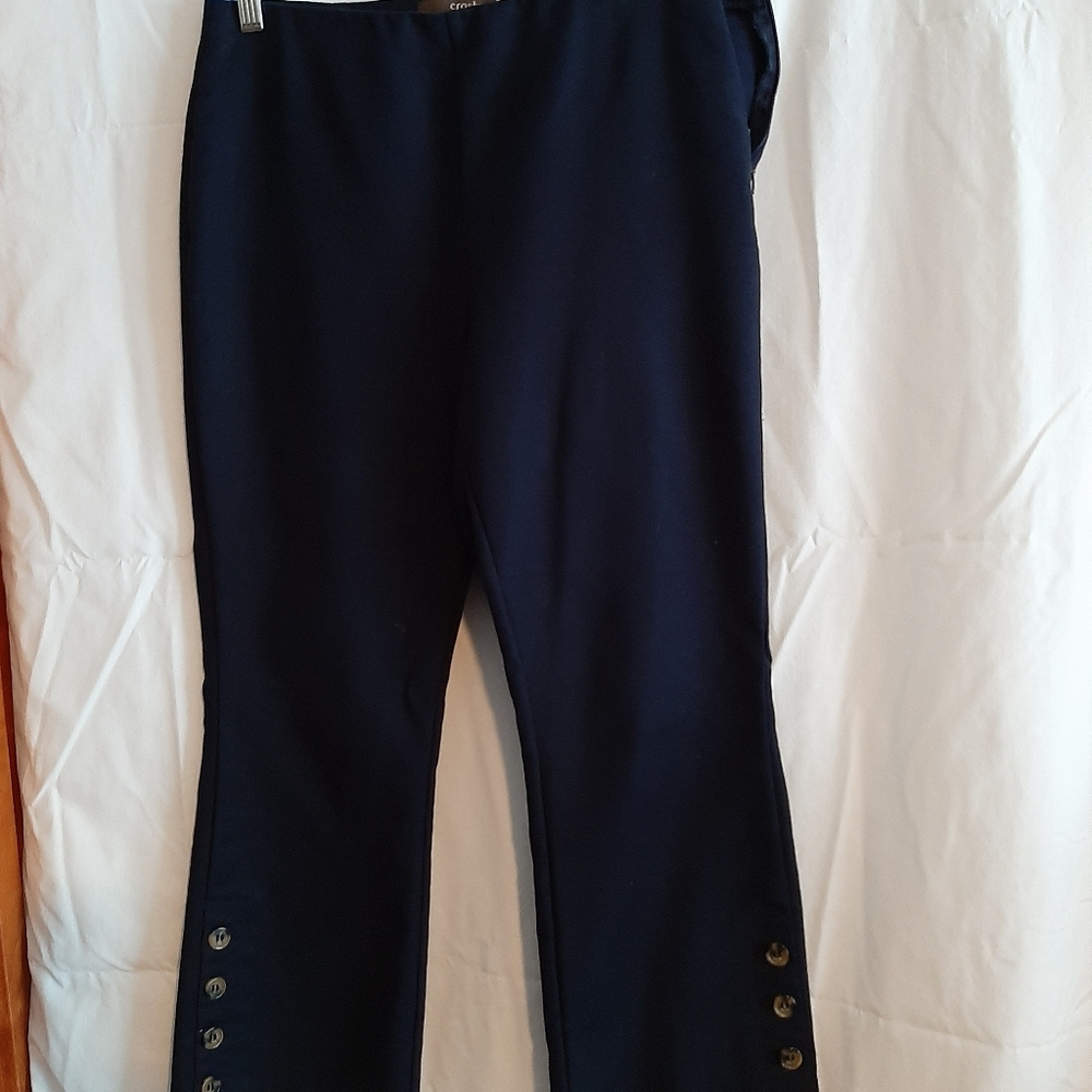 Navy Cropped pants